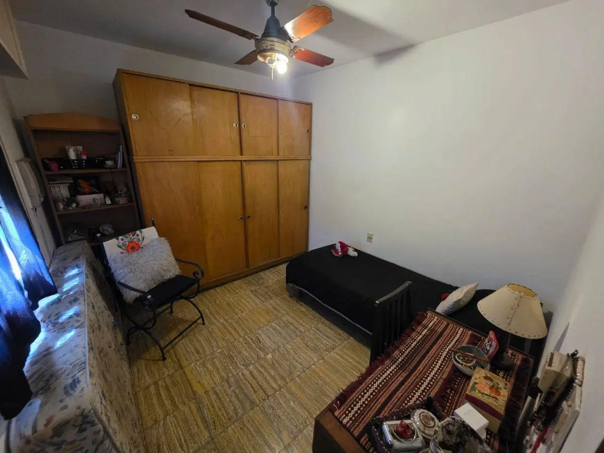 CASA EN VENTA APTA DOS FLIAS PARTE A TERMINAR. AMPLIO TERRENO LIBRE 3