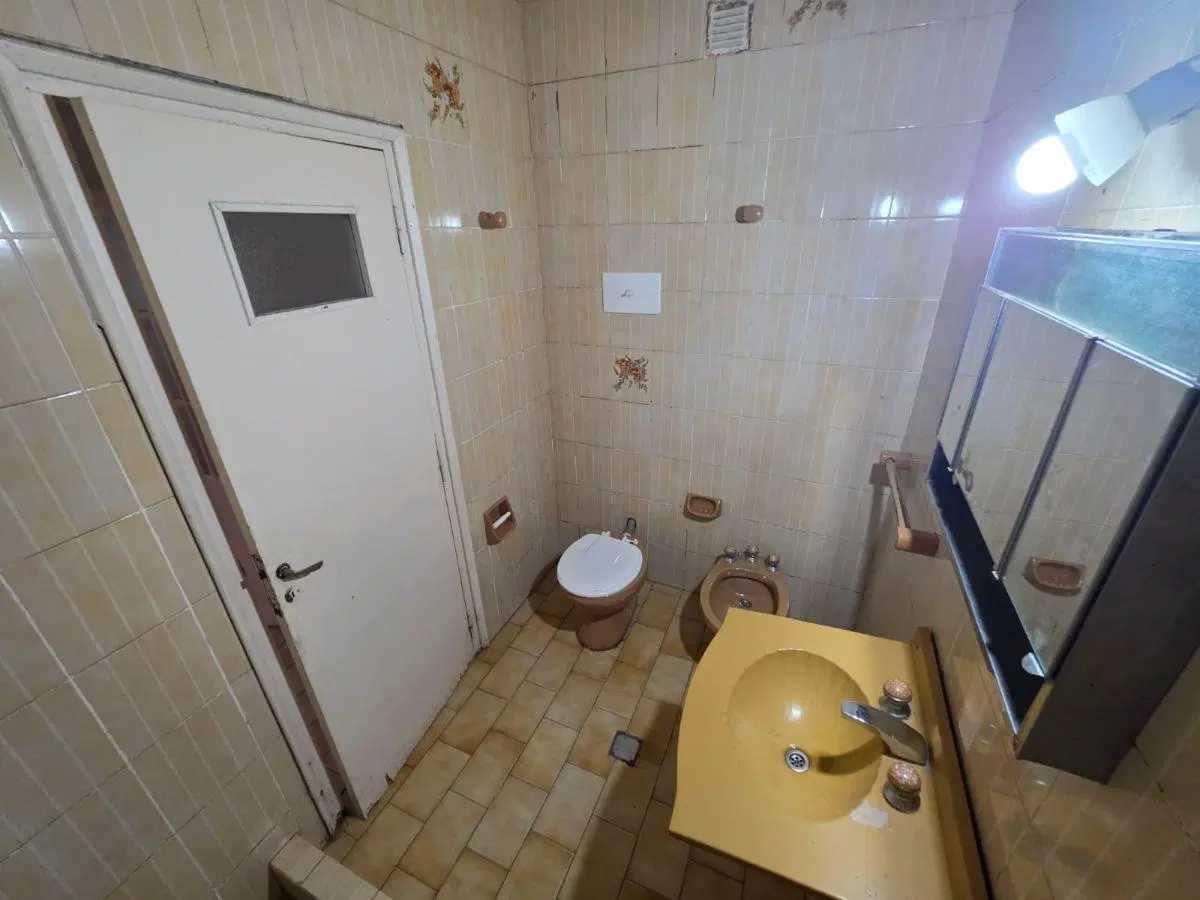 ALQUILER CASA CON COCHERA 2 DORM 4