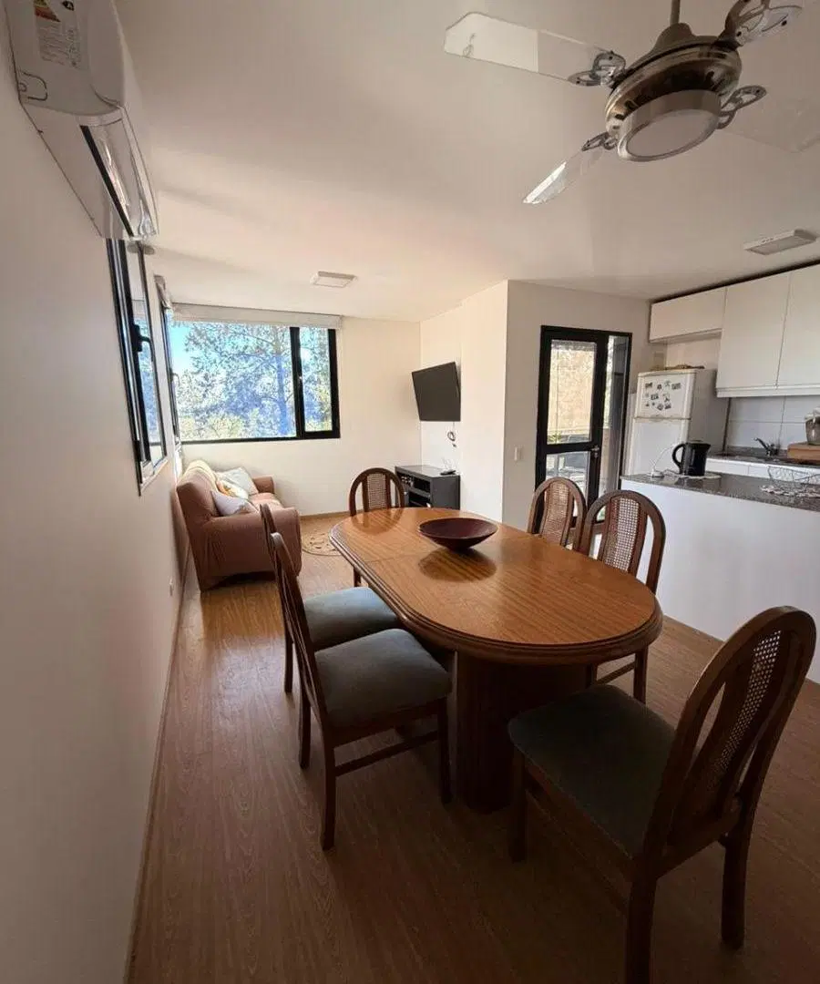 Departamento en alquiler de 2 dormitorios con cochera en Fisherton, Rosario 3