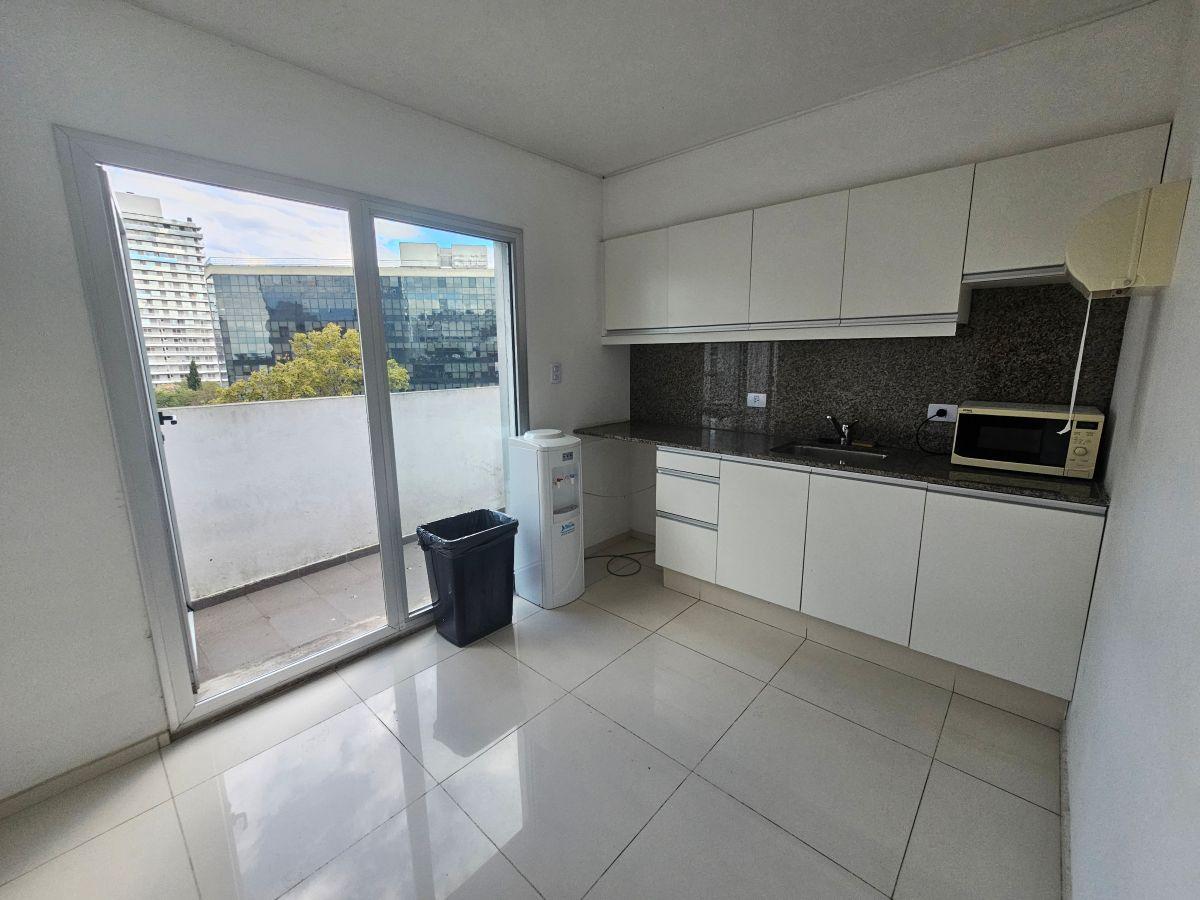 Foto de ALQUILER OFICINA EN PUERTO NORTE CON BALCON EXCLUSIVO, imagen 2