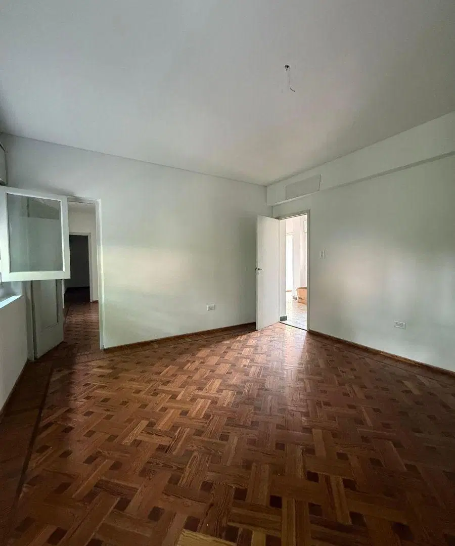 Departamento de pasillo de 2 dormitorios 5