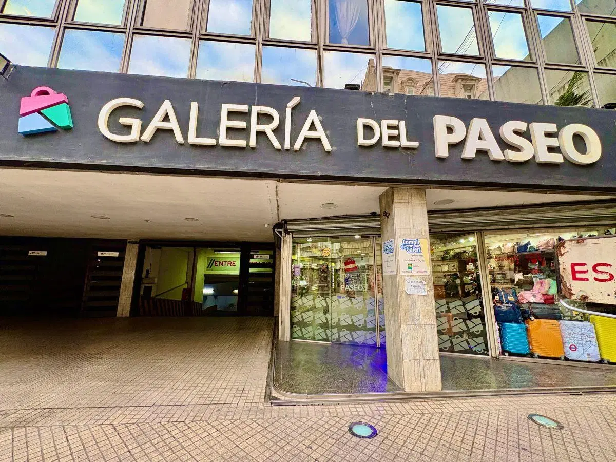Local en alquiler. Galeria del Paseo. 1