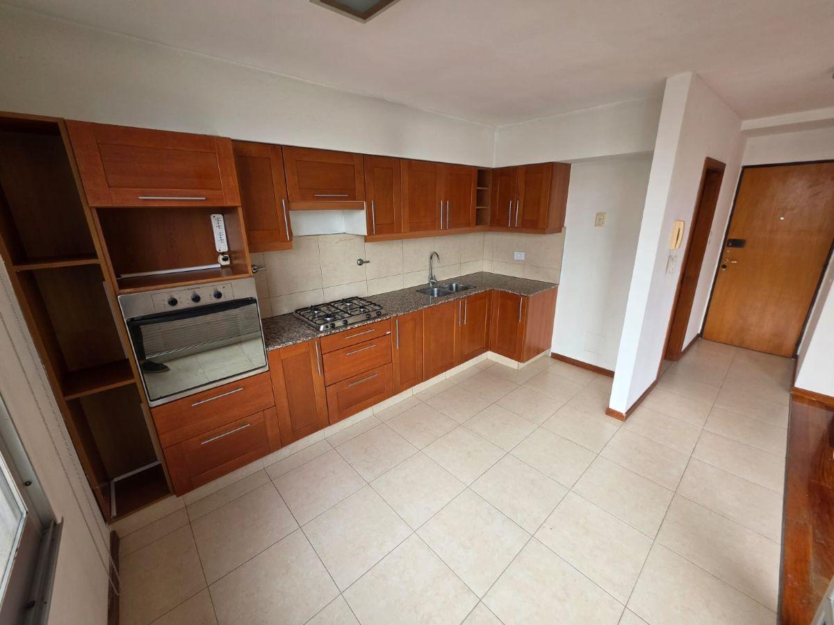 Foto de Departamento de 100 m² con 2 dormitorios en venta en Barrio Martín, imagen 4