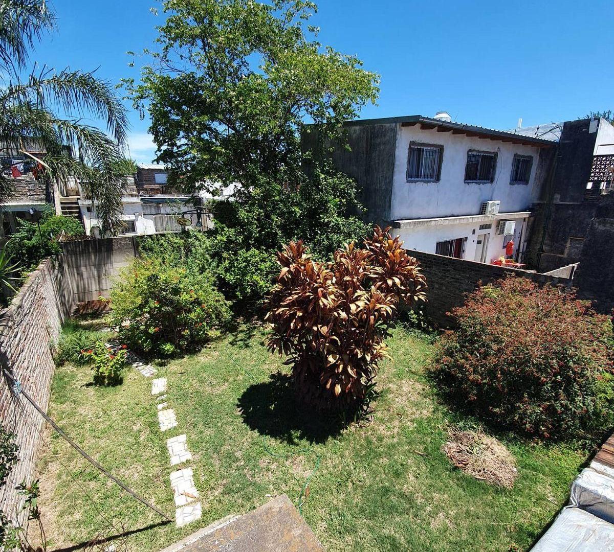 Foto de Casa 2 dormitorios en alquiler en Rosario con cochera, imagen 3