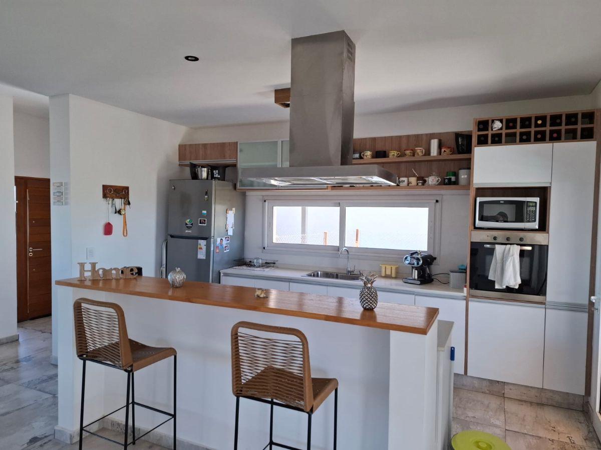 Foto de Casa amoblada en alquiler anual en barrio cerrado de Funes - 3, imagen 4