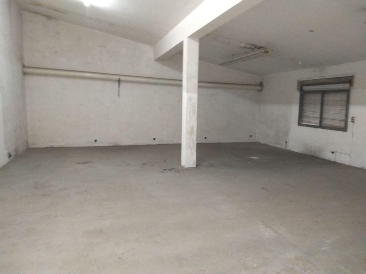 Foto de IMPONENTE GALPÓN / DEPÓSITO DE 1.043 M² CON SECTOR DE OFICINAS Y, imagen 1
