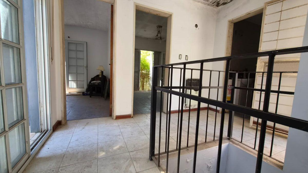 Foto de Casa interna Av Rivadavia y Bv Oroño, imagen 4