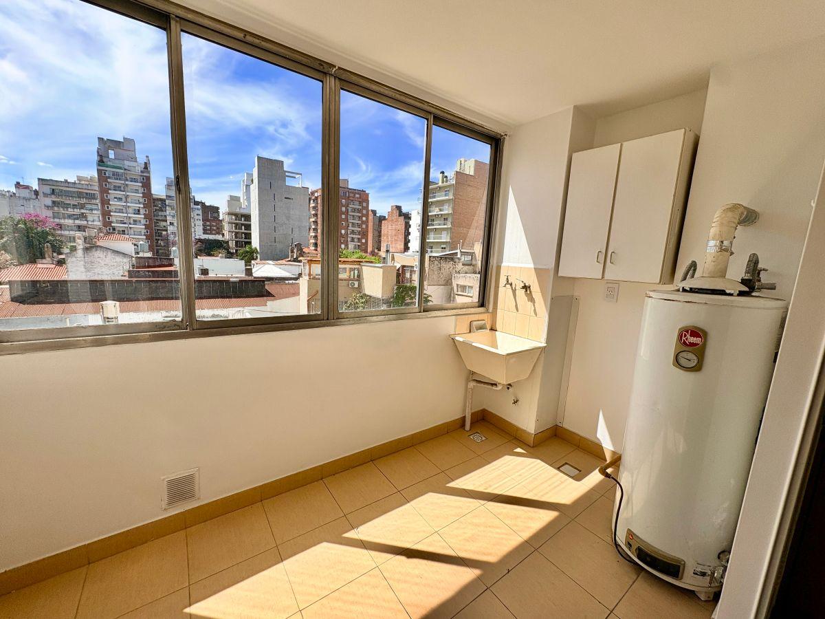 Foto de Departamento 3 dormitorios en alquiler. Montevideo 1700. Centro, imagen 5
