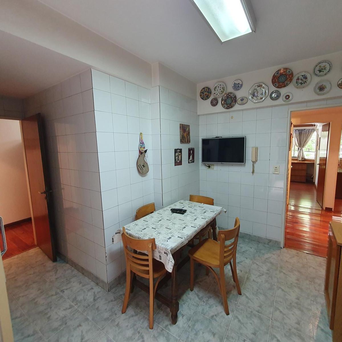Venta Semipiso Balcón, Patio y Cochera - Caballito 4