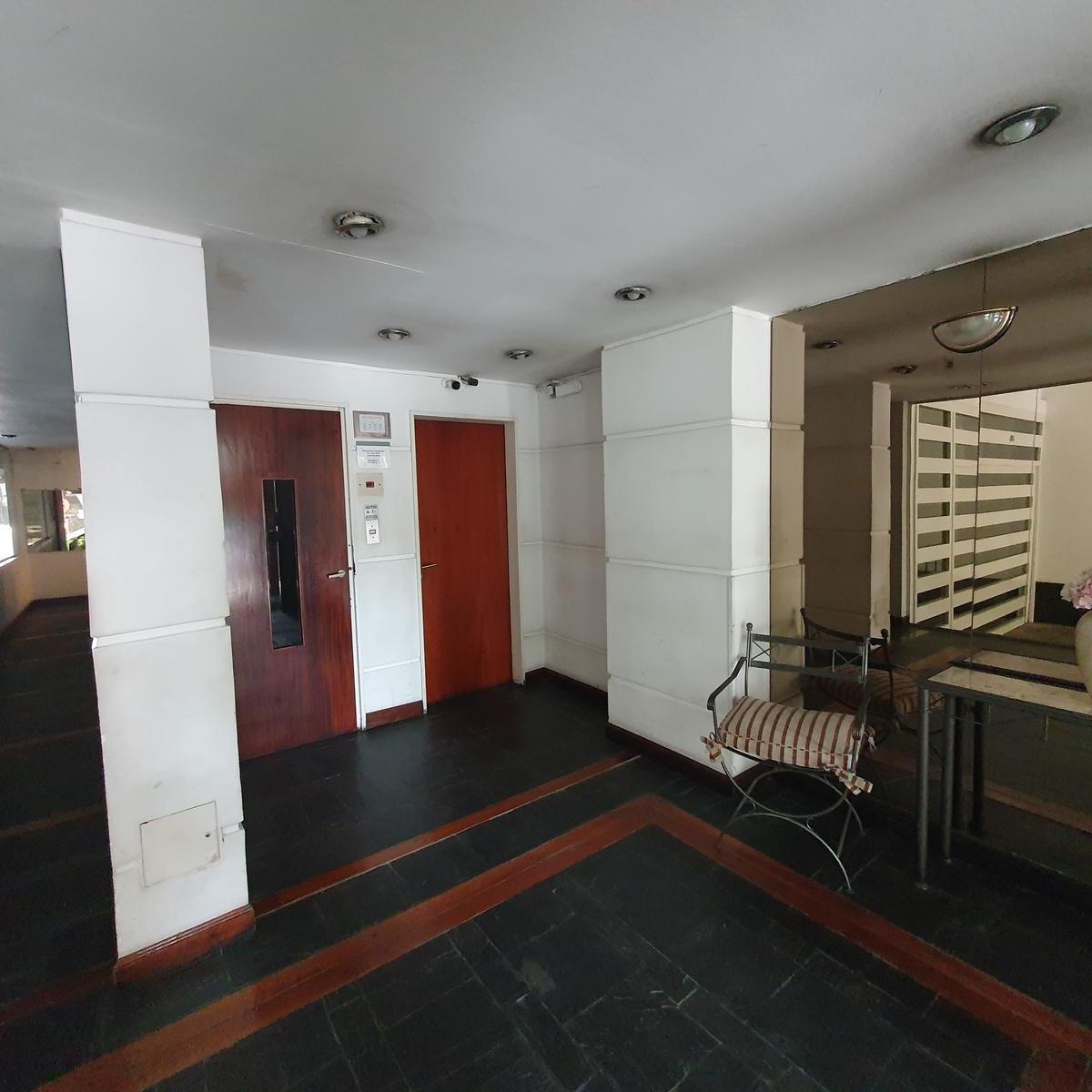 Venta Semipiso Balcón, Patio y Cochera - Caballito 3