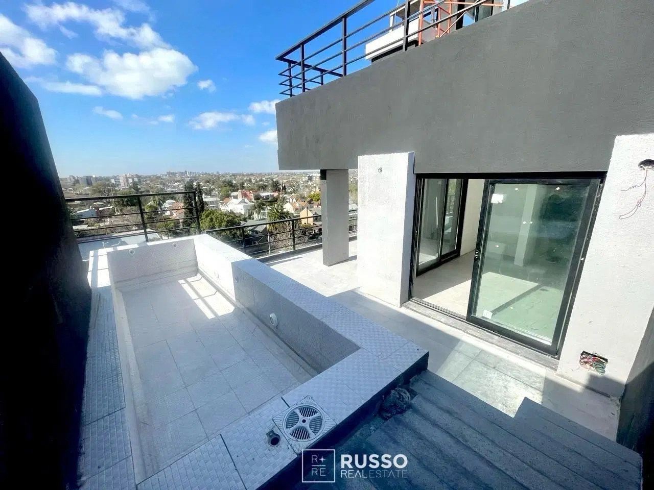 DEPARTAMENTO VENTA 2 AMBIENTES CON TERRAZA Y PILETA - TIGRE 2