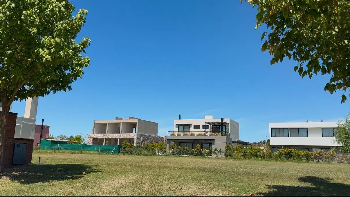 VENTA LOTE FRENTE A LA LAGUNA ACEPTA FINANCIACION - ACACIAS PUERTOS DEL LAGO 2