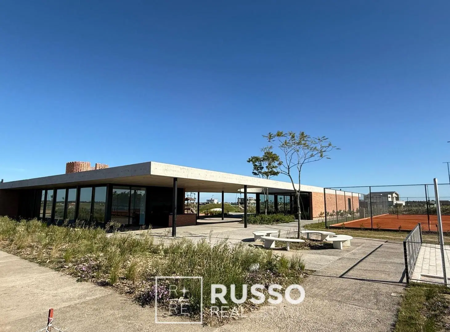 VENTA LOTE CENTRAL DE 696 M2  - BARRIO AMARRAS - PUERTOS DEL LAGO 5