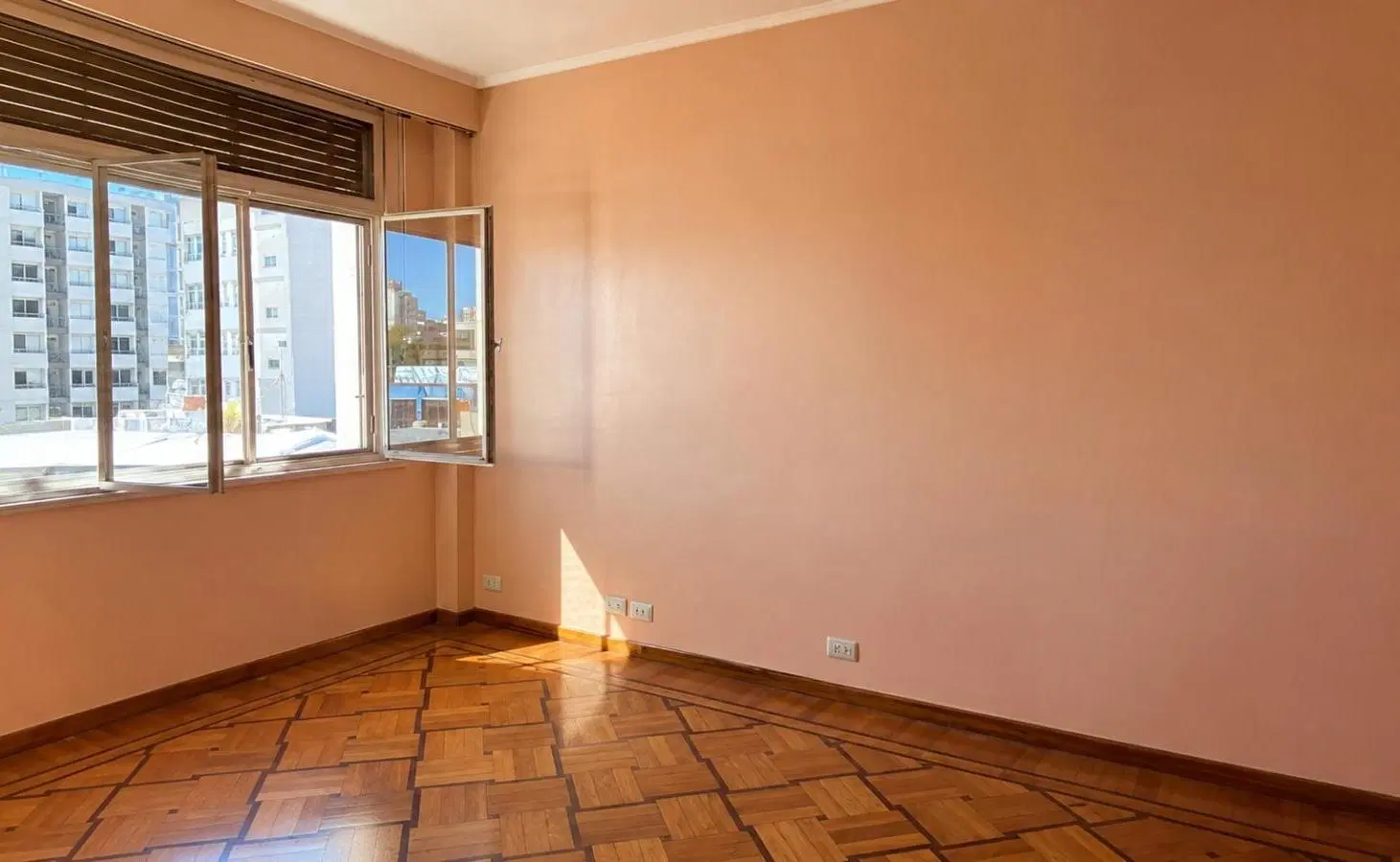 ALQUILER OFICINA COMERCIAL 202 m² - PEATONAL BELGRANO - GENERAL SAN MARTIN 4