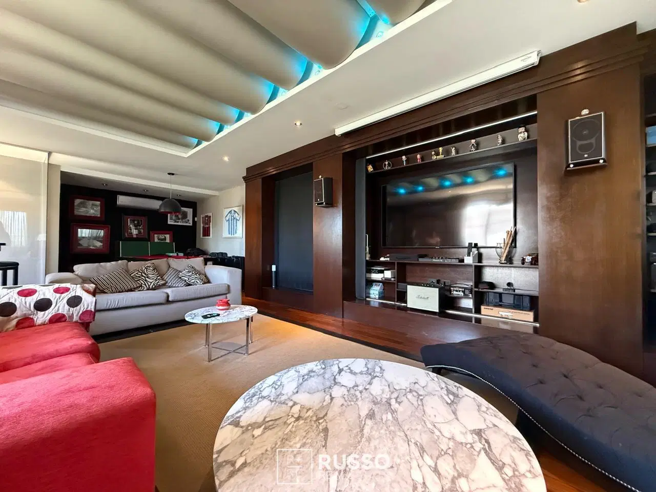 VENTA Y ALQUILER CASA 4 DORM EN SUITE AL LAGO - LOS CASTORES NORDELTA 2