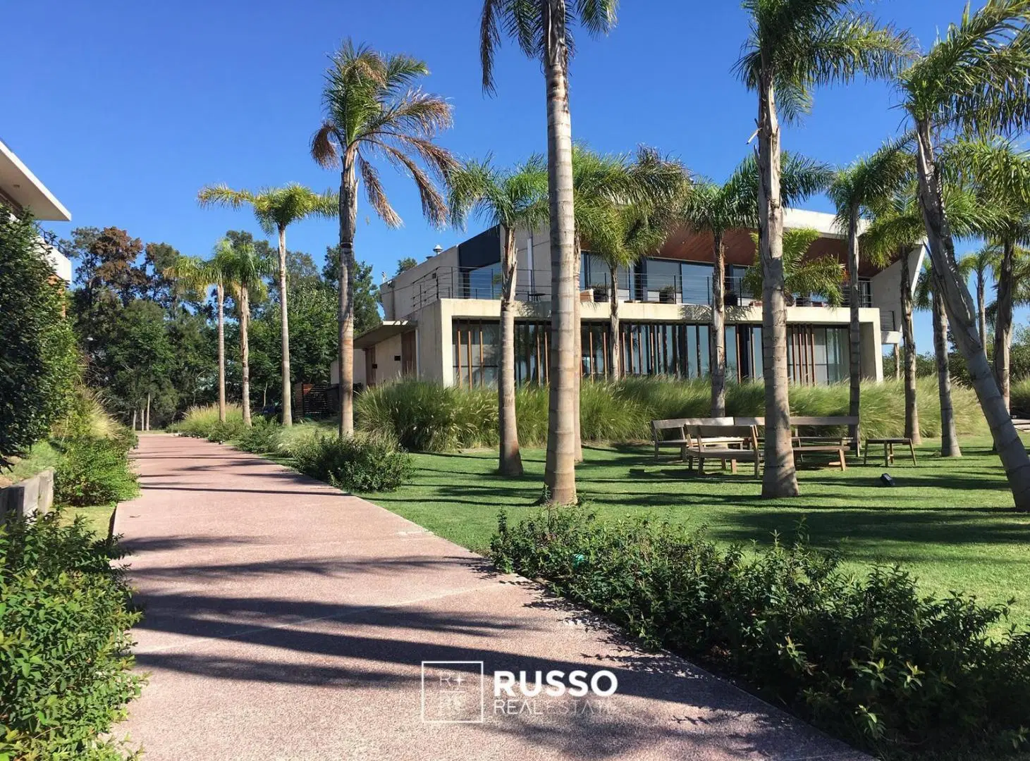 LOTE EN VENTA CON SALIDA AL RIO - EL YACHT - NORDELTA 5