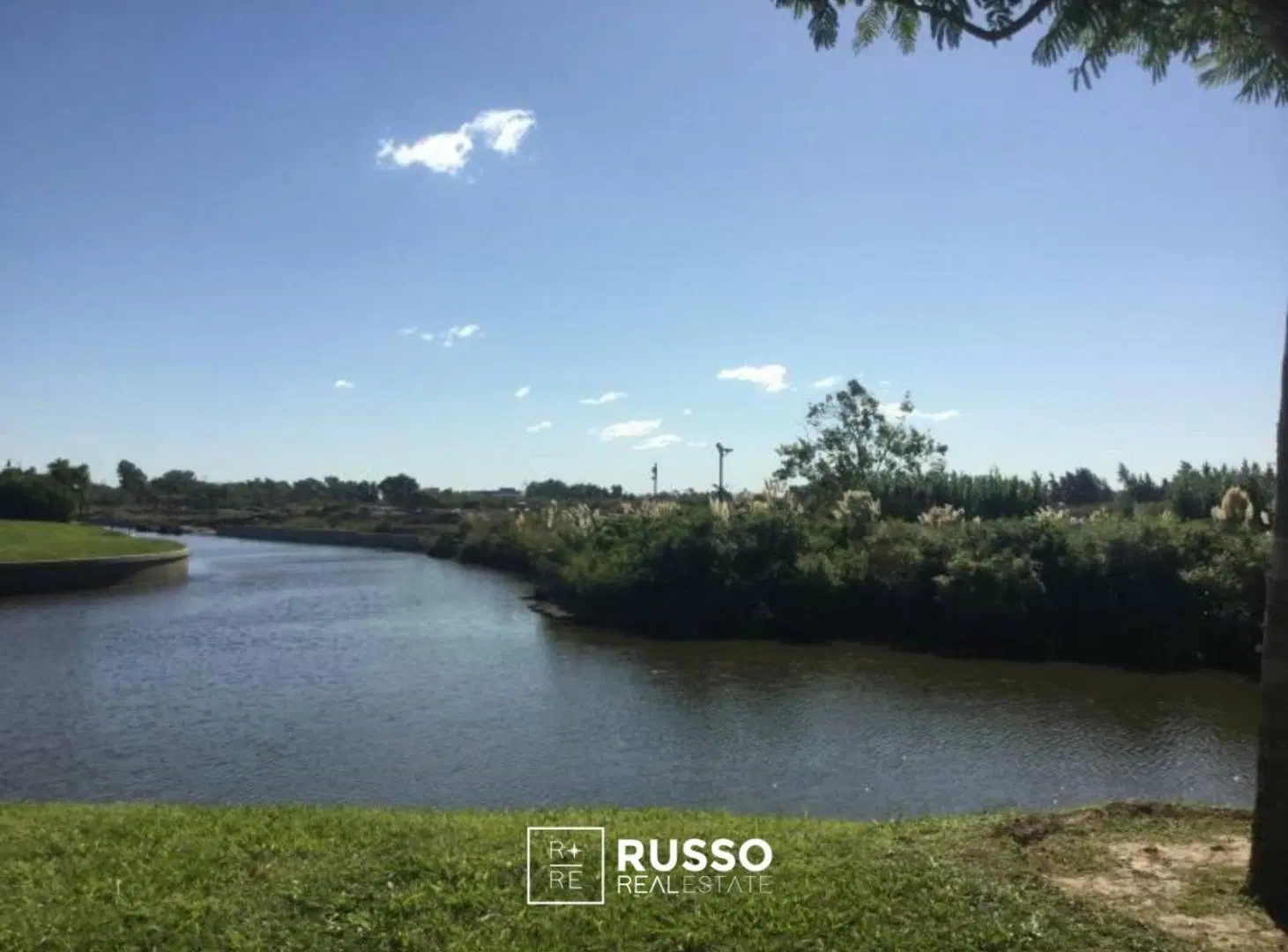 LOTE EN VENTA CON SALIDA AL RIO - EL YACHT - NORDELTA 4