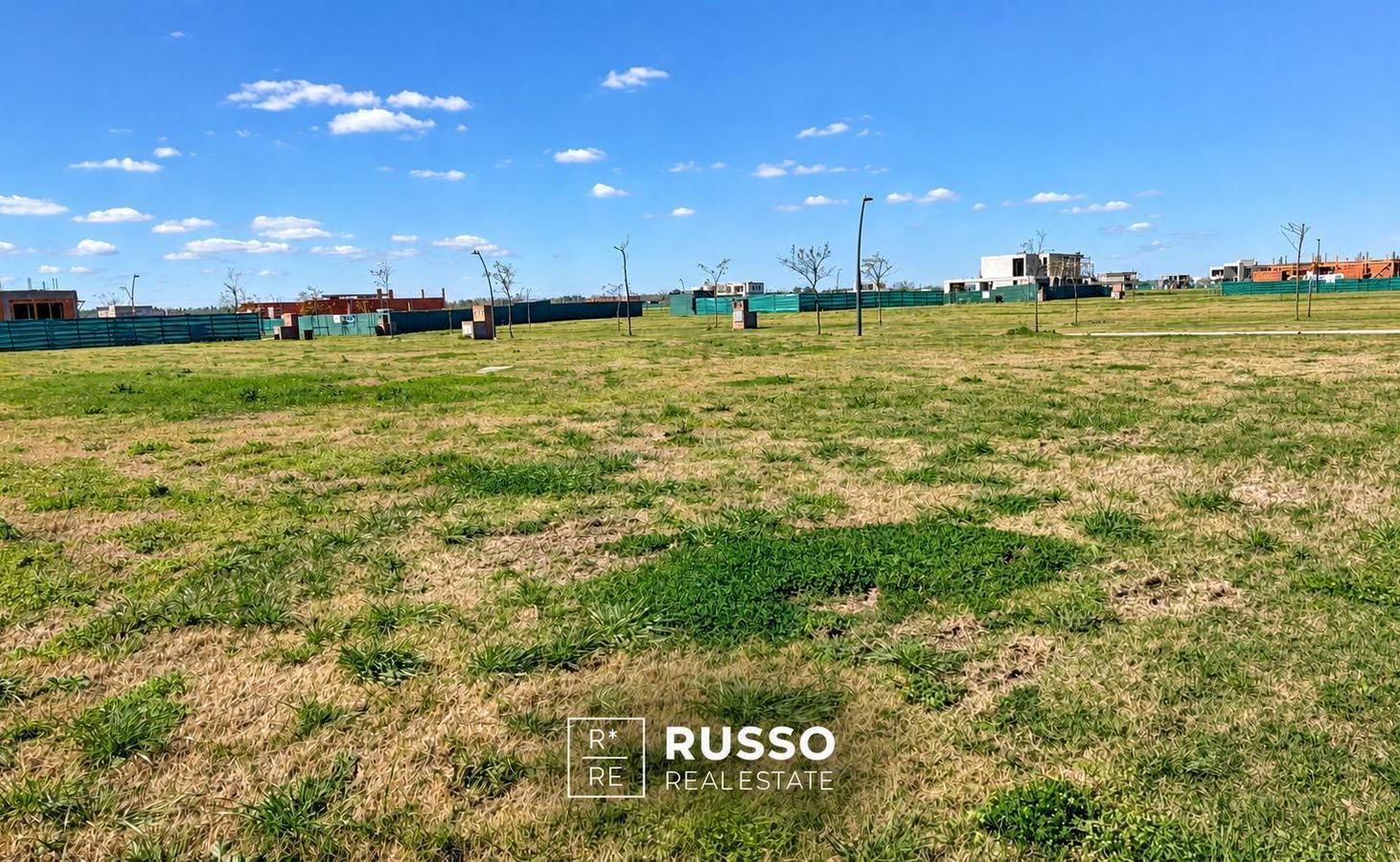 Foto de VENTA LOTE CENTRAL DE 696 M2 - BARRIO AMARRAS - PUERTOS DEL LAGO, imagen 2