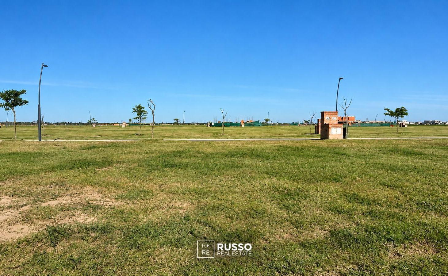 Foto de VENTA LOTE CENTRAL DE 696 M2 - BARRIO AMARRAS - PUERTOS DEL LAGO, imagen 4