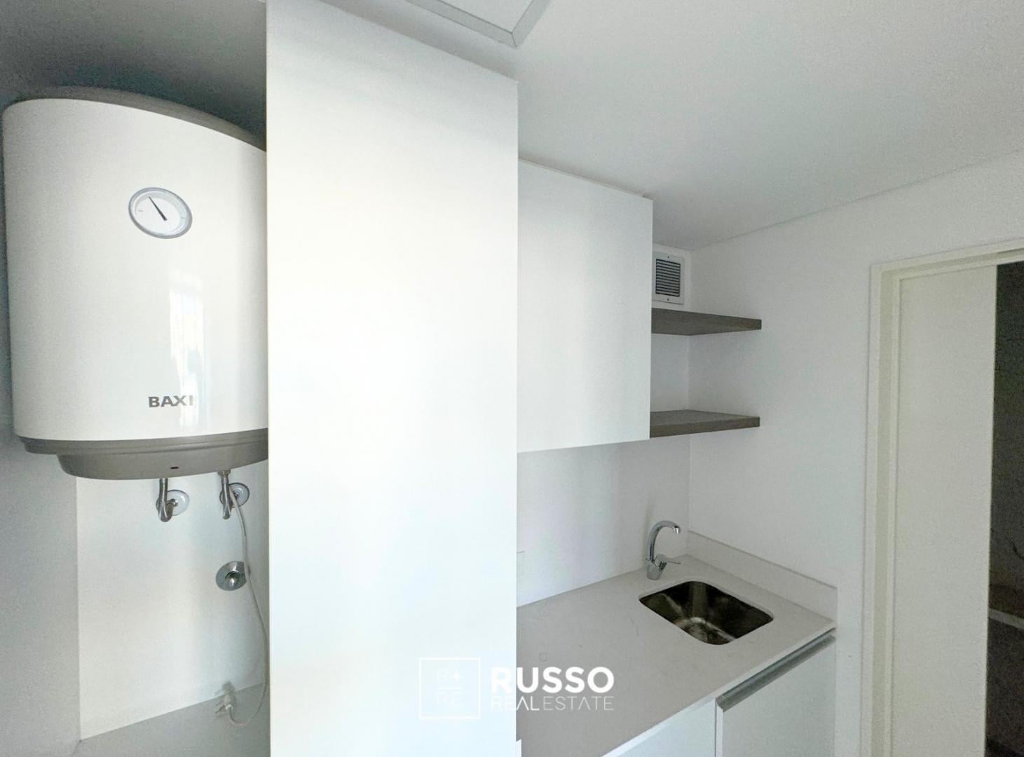 Foto de VENTA OFICINA A ESTRENAR CON BALCON - TRIBUNALES, imagen 3