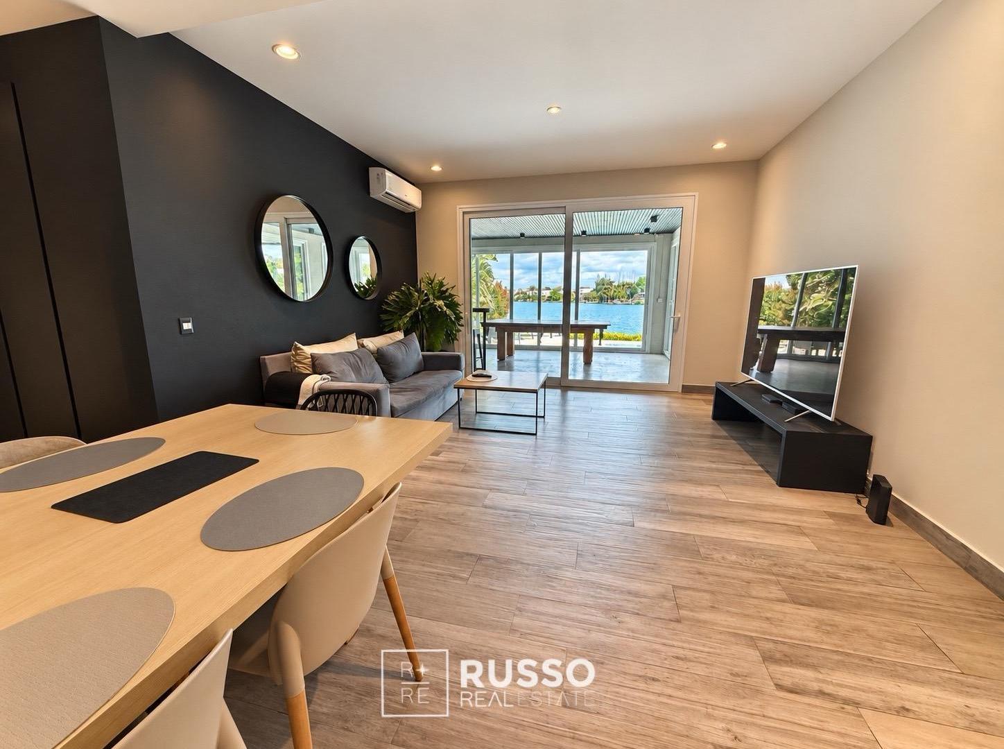 Foto de CASA AL LAGO EN VENTA | ISLA NORTE – SANTA BÁRBARA | MÁS DE 40 M DE, imagen 1