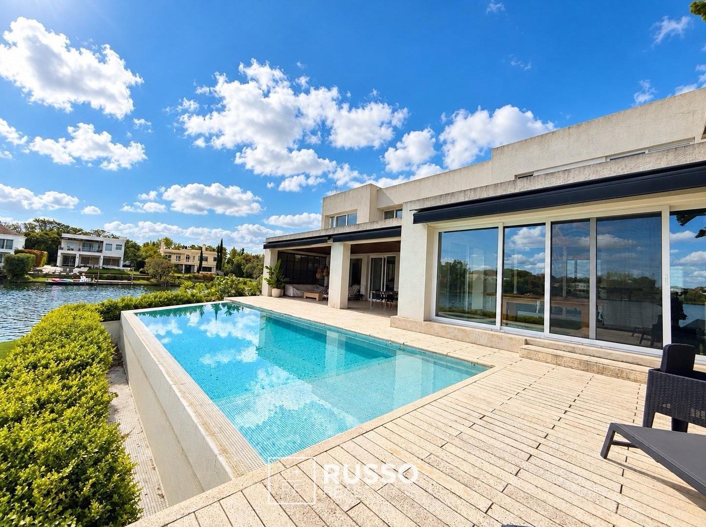 Foto de CASA AL LAGO EN VENTA | ISLA NORTE – SANTA BÁRBARA | MÁS DE 40 M DE, imagen 2