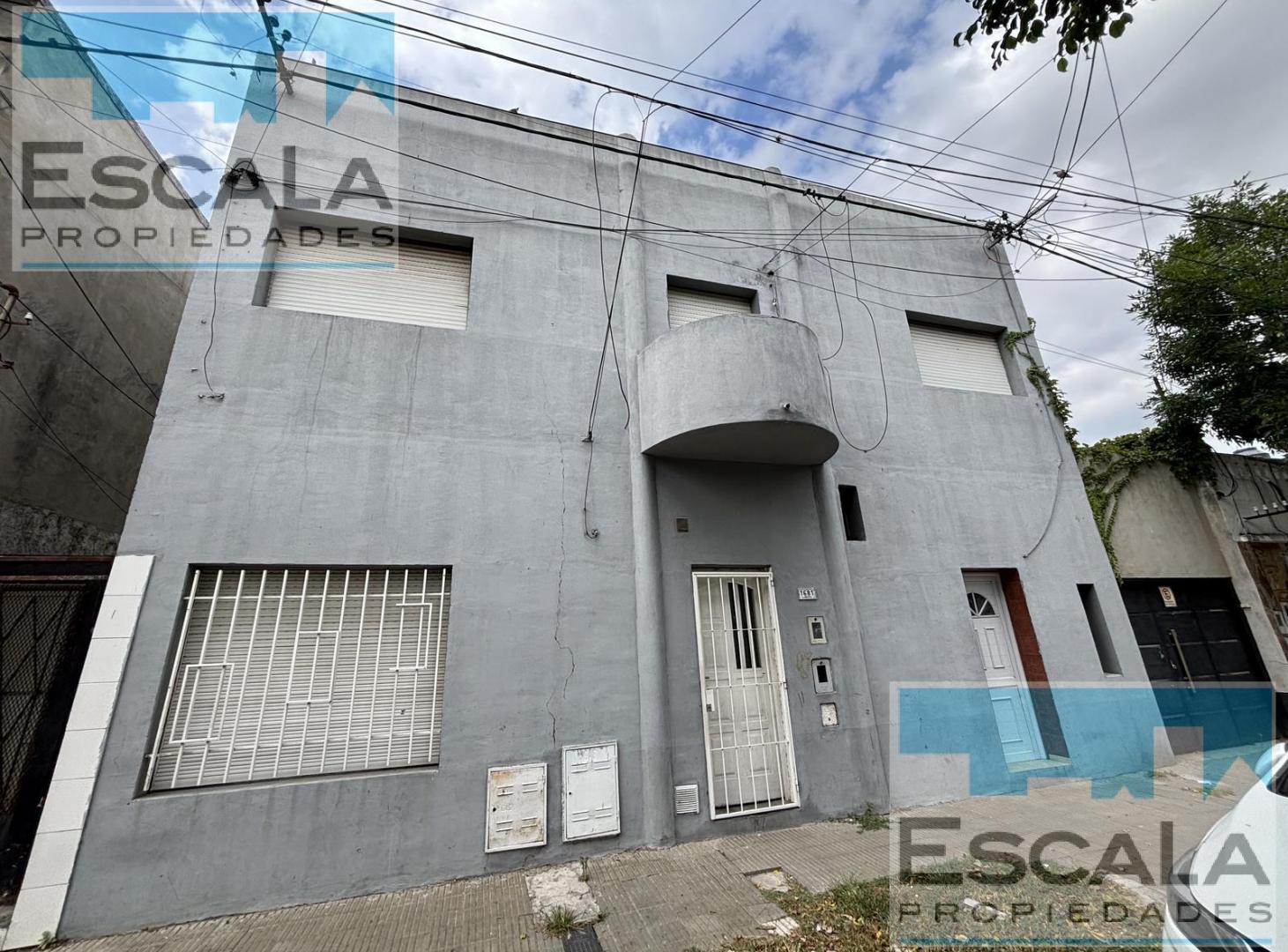 CASA EN ALQUILER BARRIO INDUSTRIAL 2 DORMITORIOS