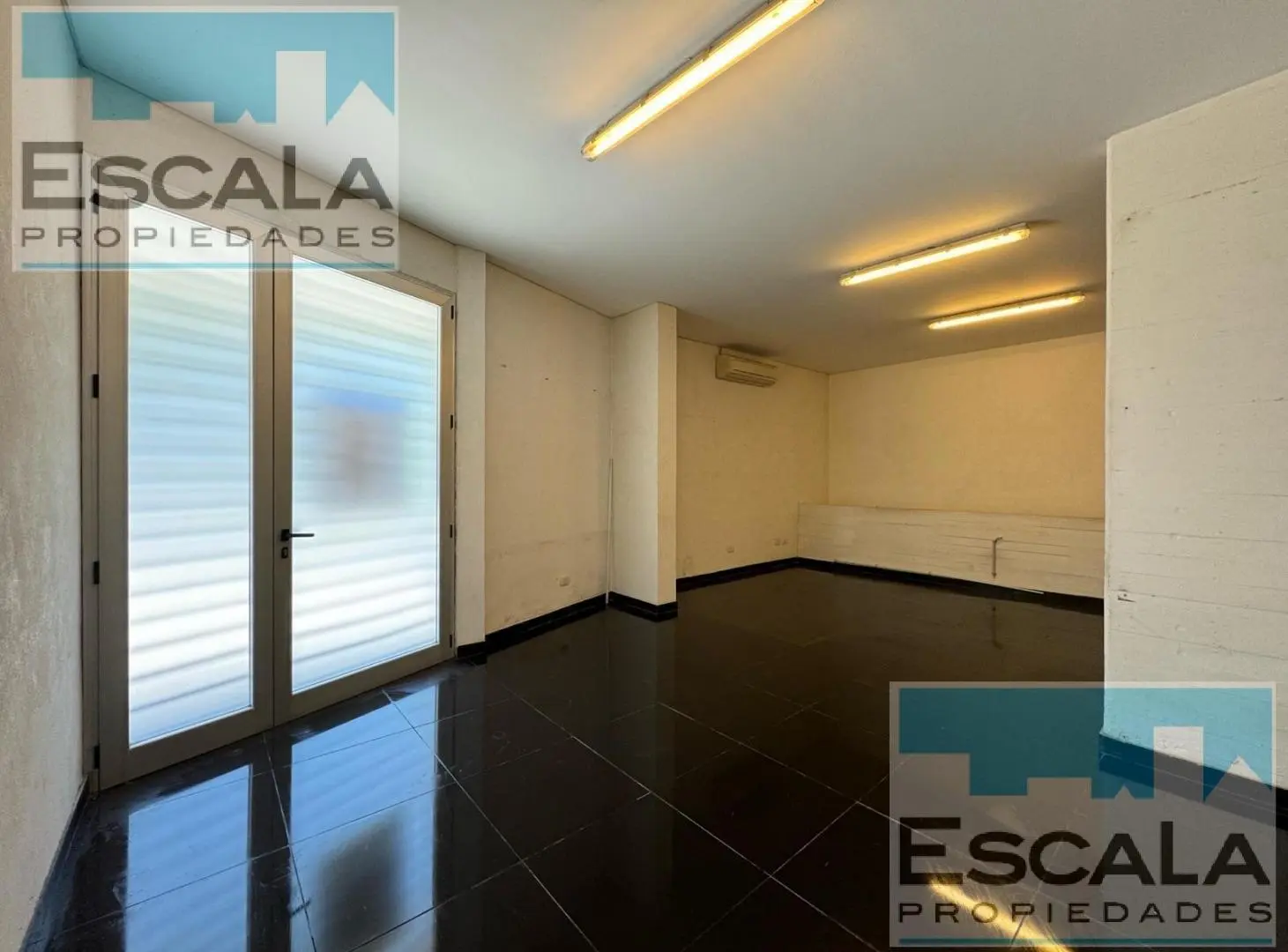 LOCAL OFICINA PLANTA BAJA EN VENTA ABASTO ROSARIO 1