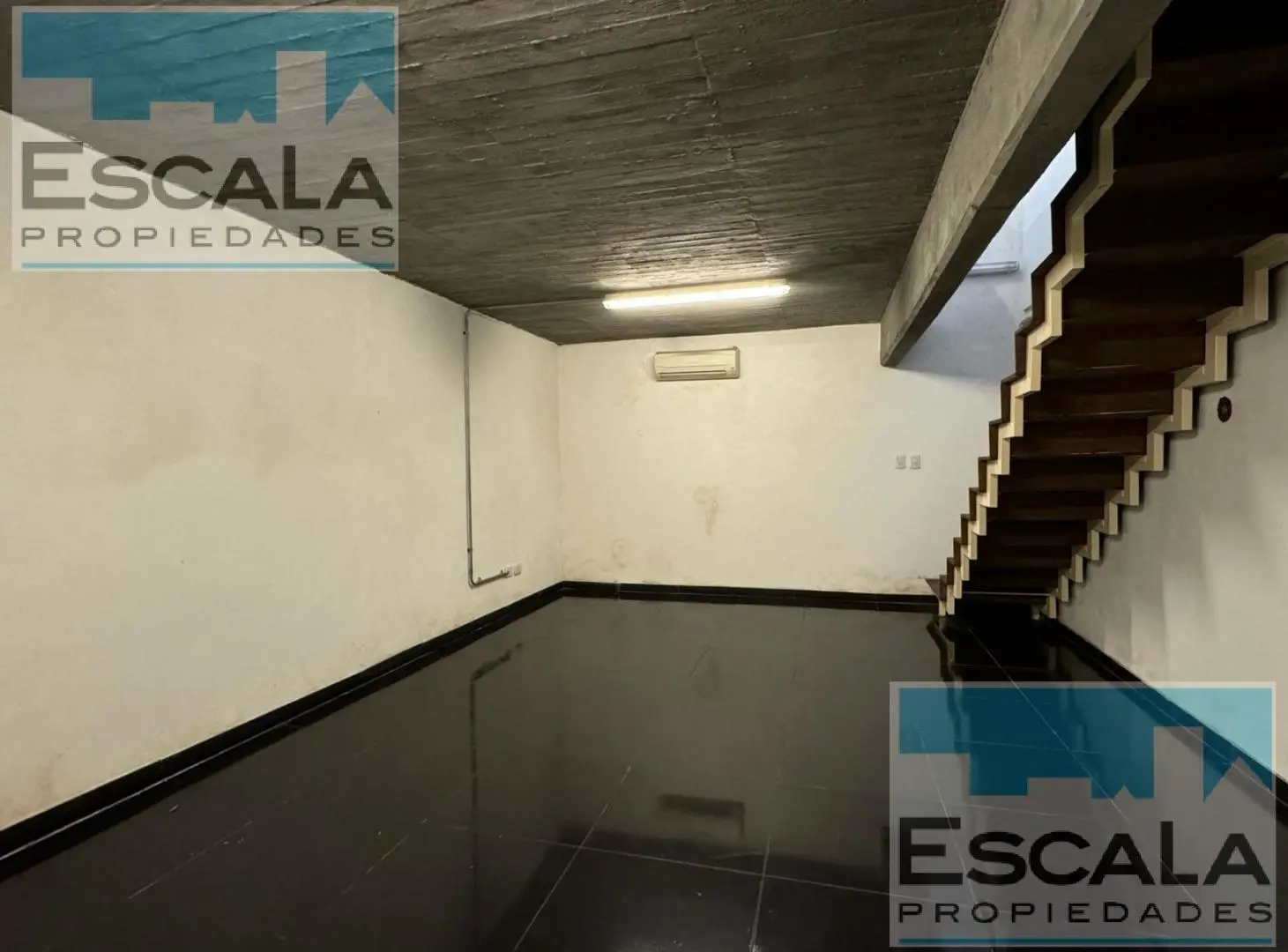 LOCAL OFICINA PLANTA BAJA EN VENTA ABASTO ROSARIO 3