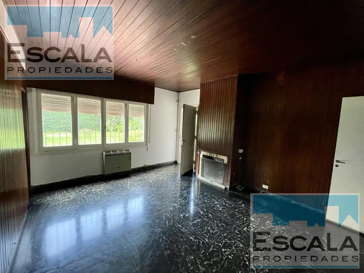 CASA EN ALQUILER CON JARDIN Y PILETA FISHERTON 4