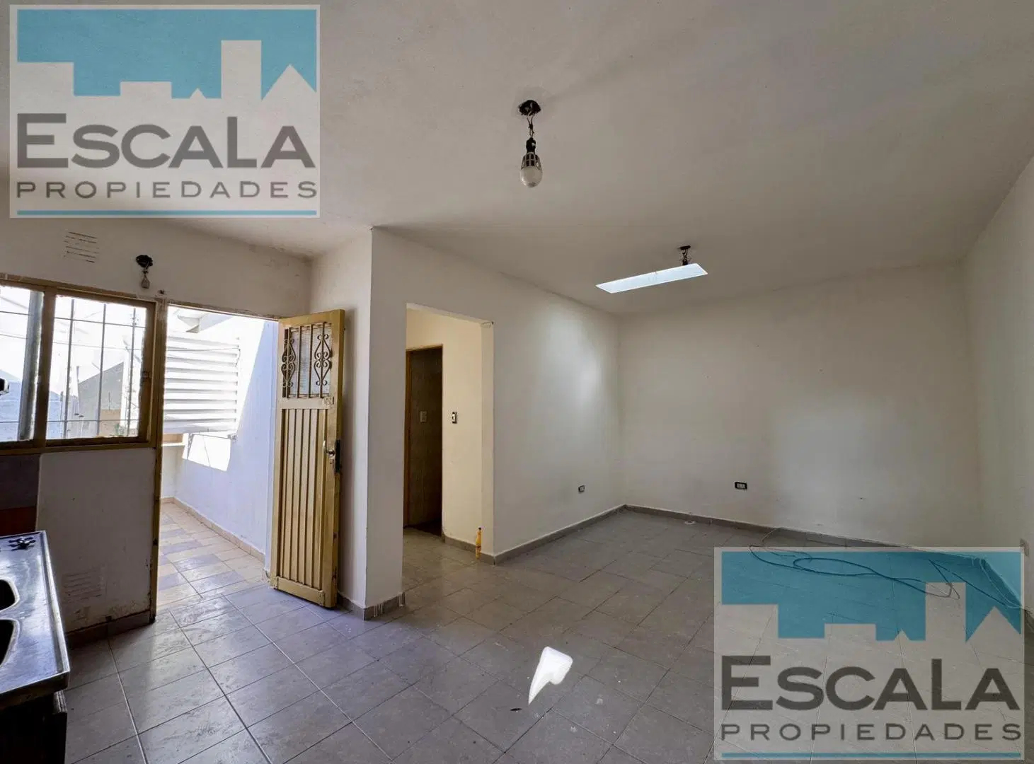 CASA DEPARTAMENTO DE PASILLO UN DOMRITORIO CON PATIO EN ALQUILER 5