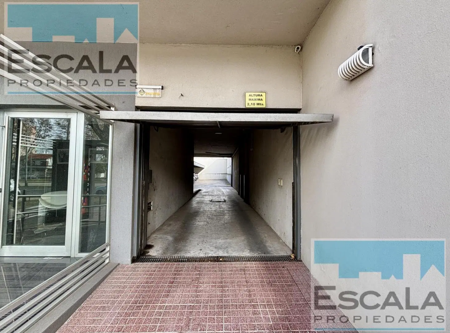 COCHERA EN ALQUILER BARRIO ALBERDI 5
