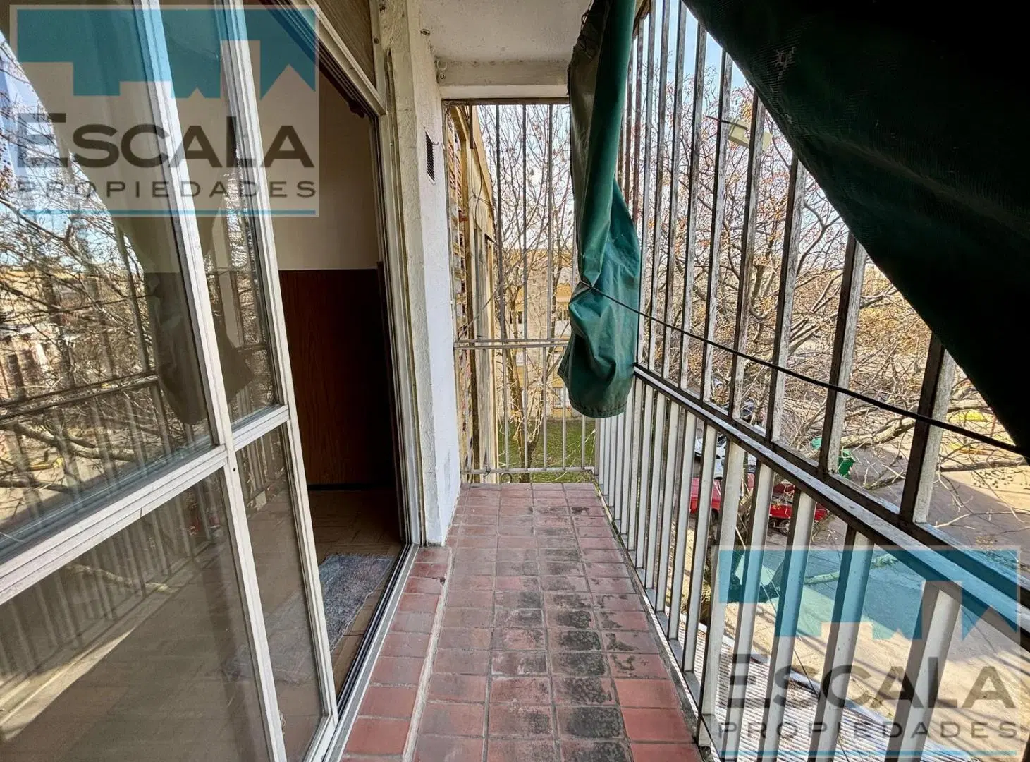 DEPARTAMENTO DOS DORMITORIOS CON BALCON EN BARRIO RUCCI 4