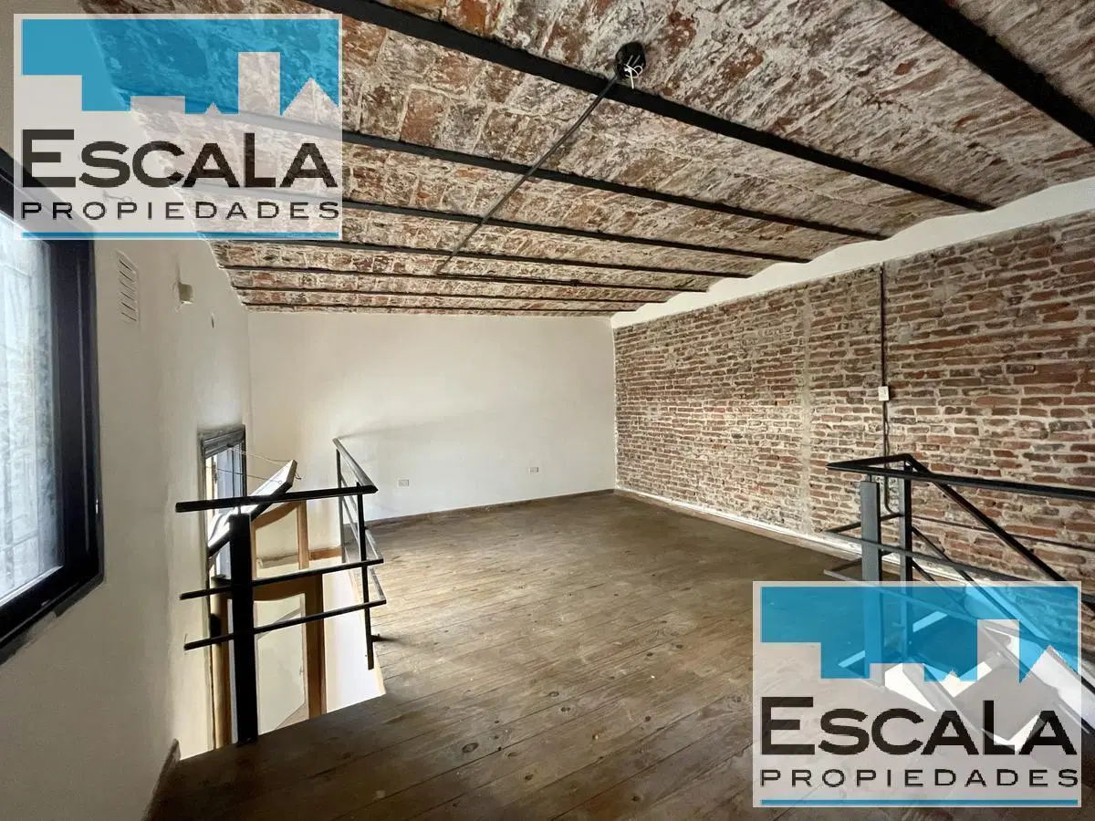DEPARTAMENTO DE PASILLO CON PATIO EN ALQUILER BARRIO ECHESORTU 3