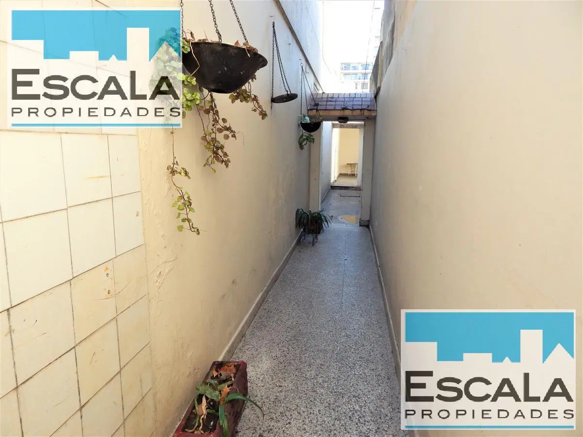 CASA INTERNA UNICA 2 DORM CON PATIO 5