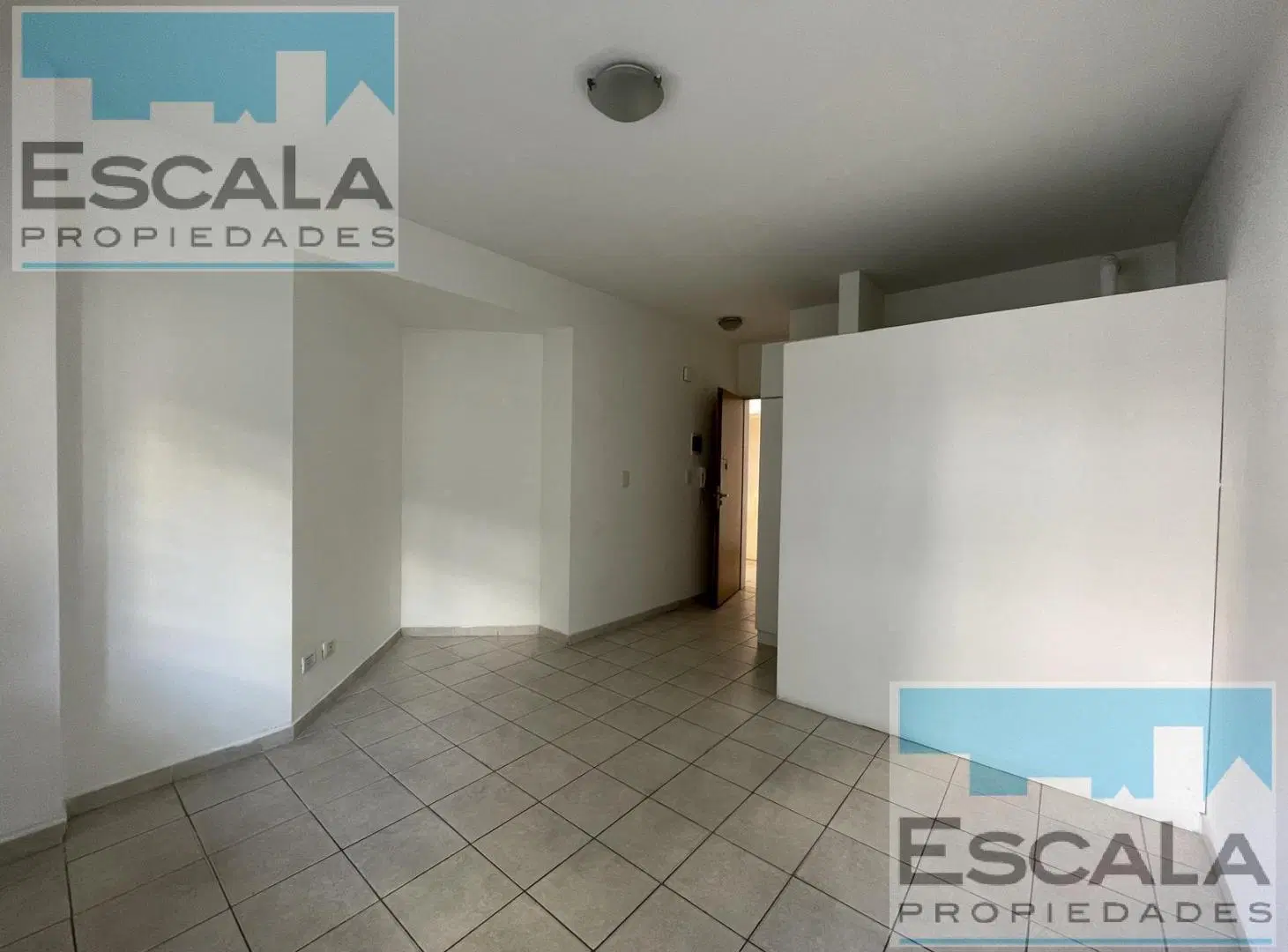 DEPARTAMENTO MONOAMBIENTE EN ALQULIER PLANTA BAJA 4