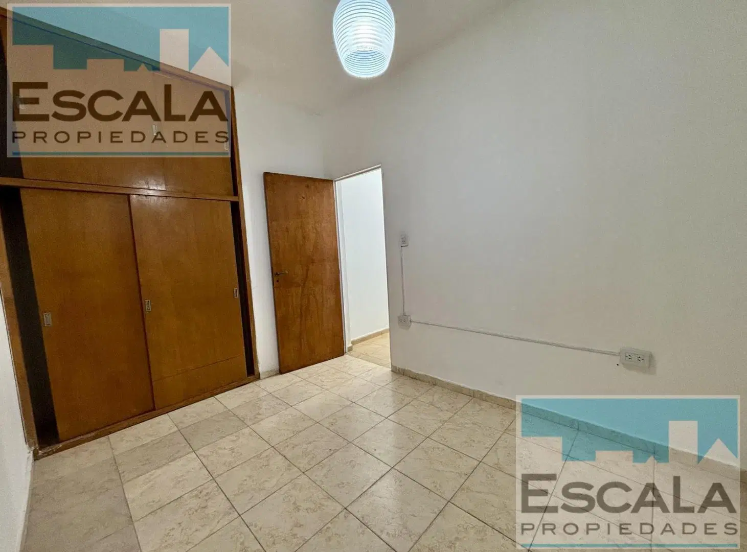 CASA INTERNA UN DORMITORIO CON PATIO EN ALQUILER 5