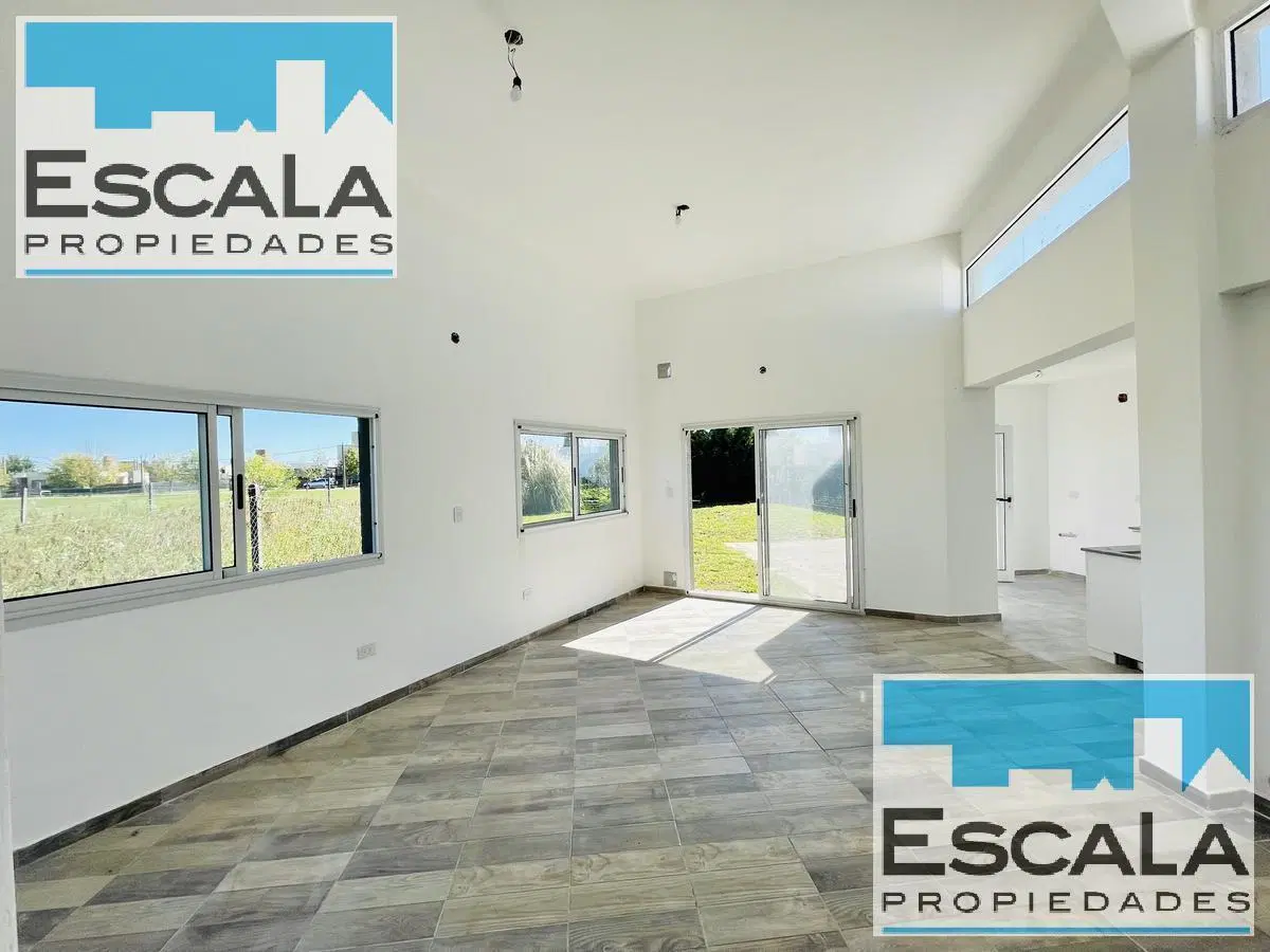 CASA DE DOS DORM CON PILETA EN VENTA/ALQUILER BARRIO LAS TARDES ROLDAN 1