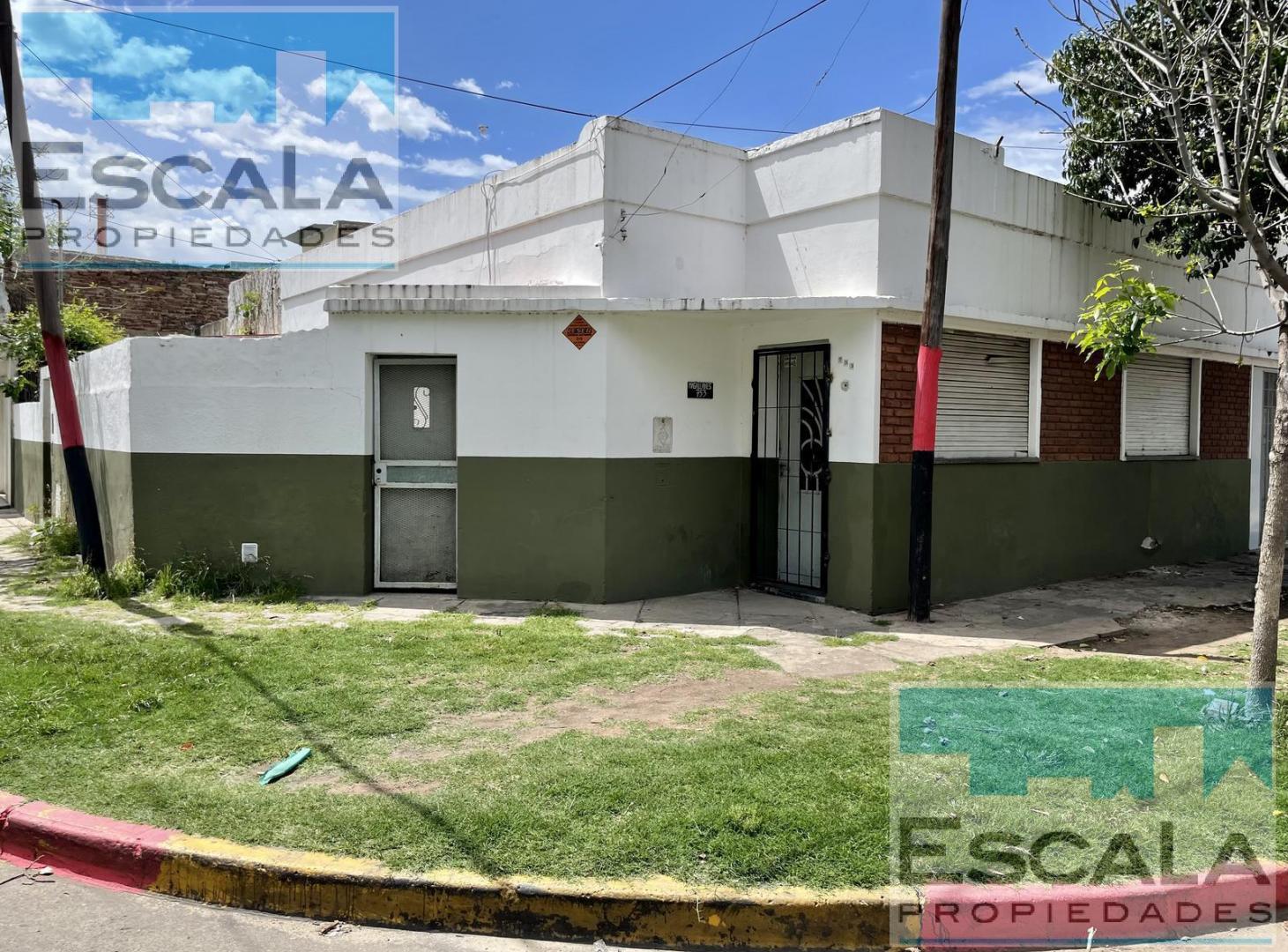 Foto de CASA DE DOS DORM CON COCHERA EN ALQUILER - BARRIO BELGRANO ROSARIO, imagen 1
