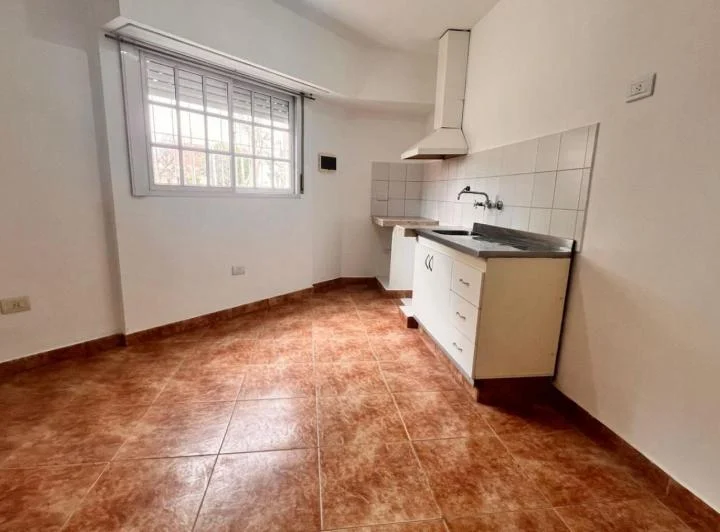 DEPARTAMENTO 2 AMBIENTES IMPECABLE ESTADO 3