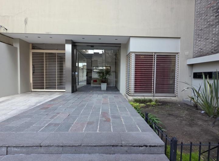 2 AMBIENTES EN EL CENTRO 3