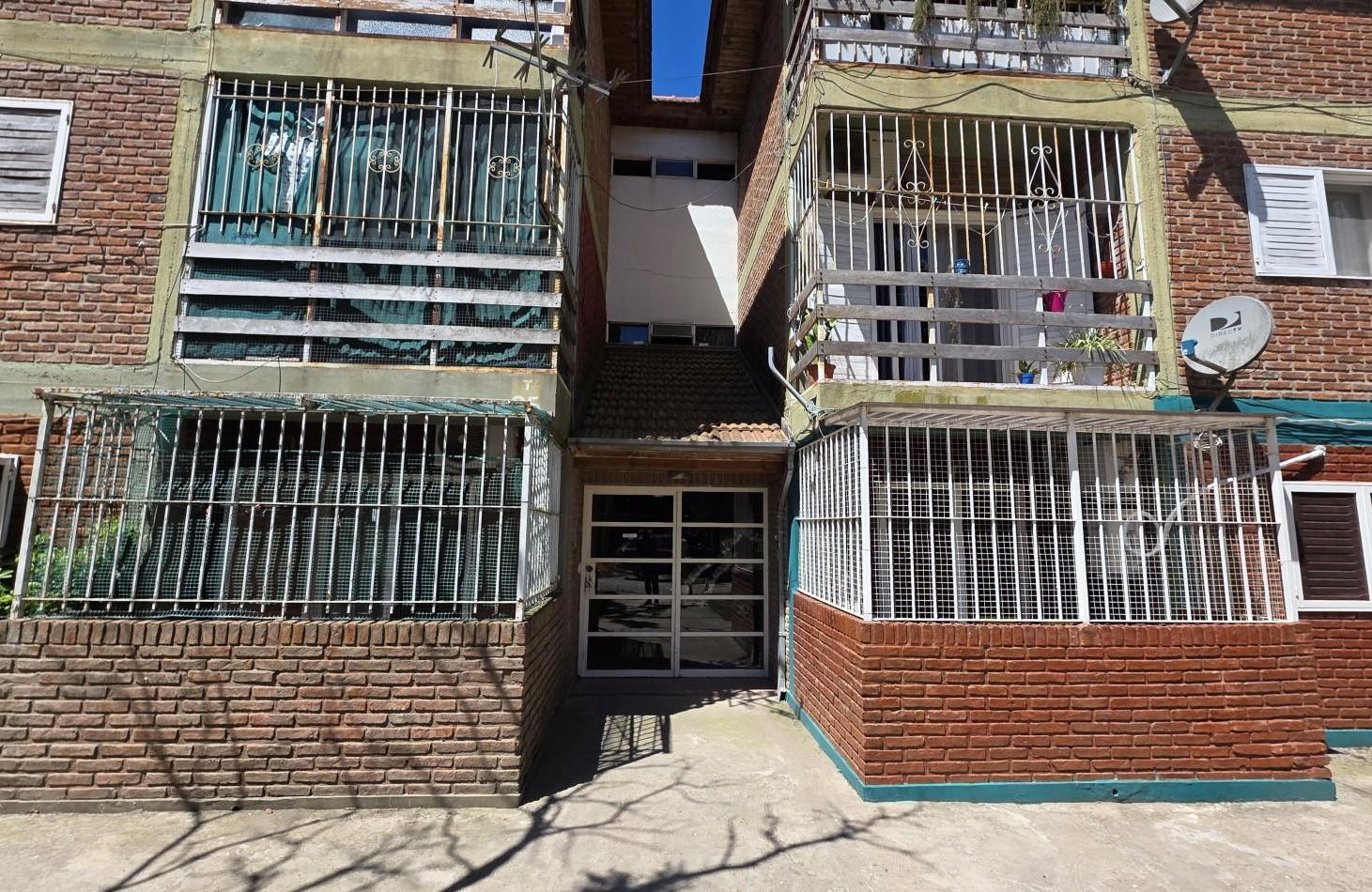 3 AMBIENTES EN PLANTA BAJA