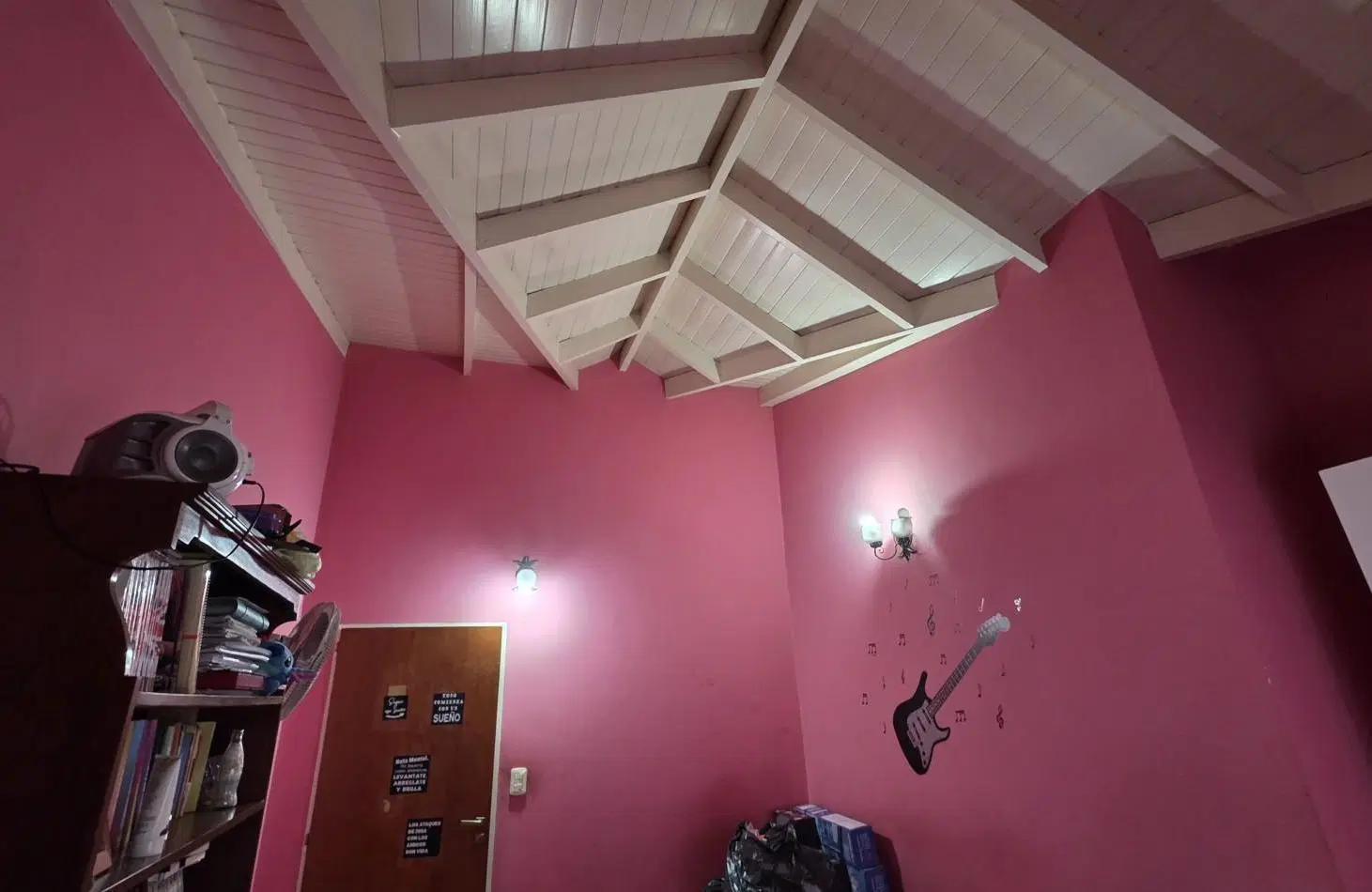 CASA 6 AMBIENTES CON PILETA 4
