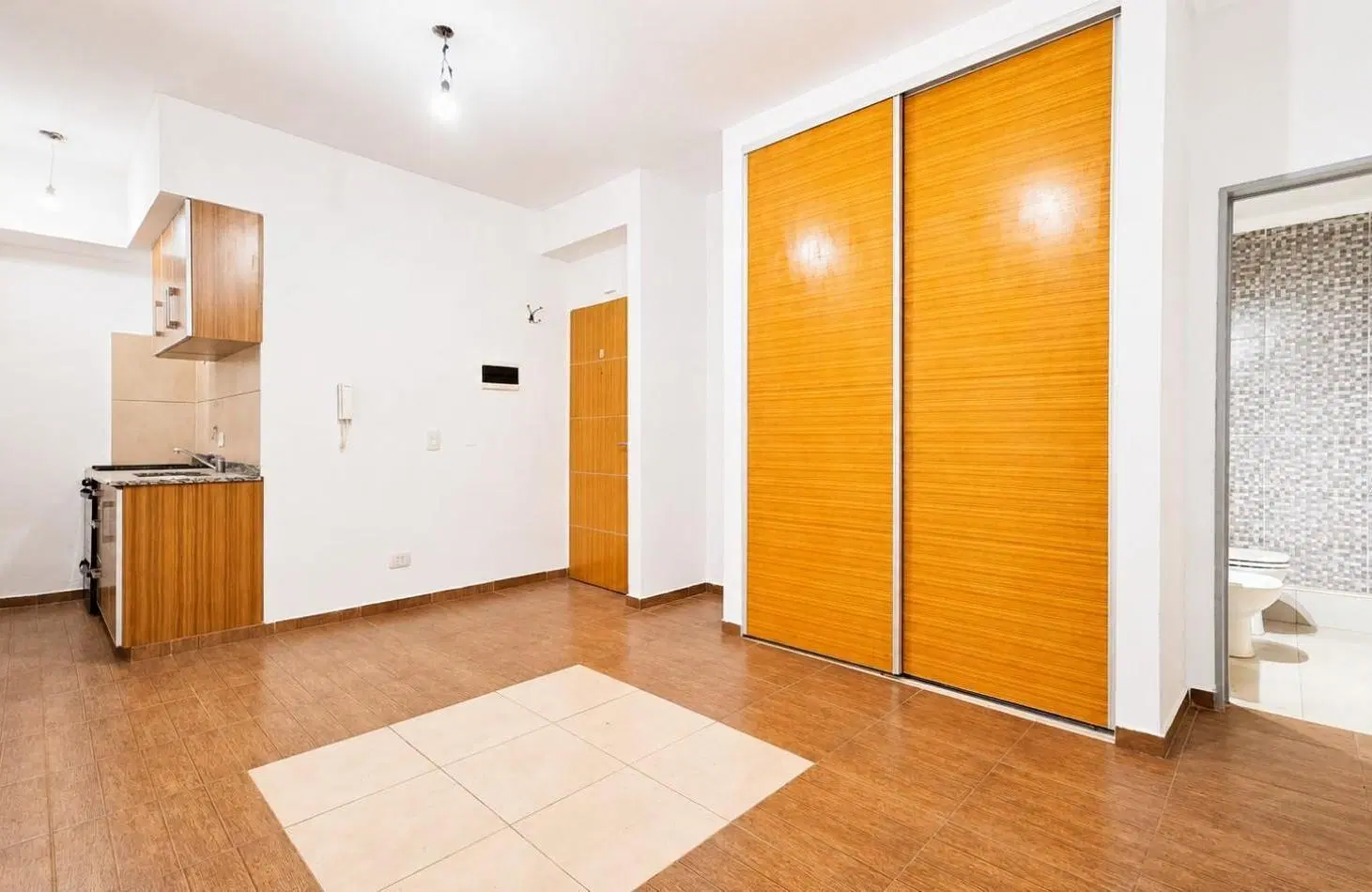 Monoambiente en Planta Baja centrico | Lomas de Zamora 5