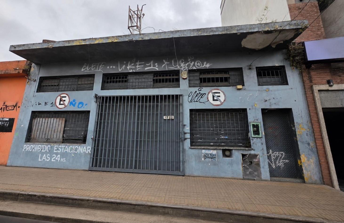 Foto de GALPON / DEPOSITO DE 450 M² - DOBLE ACCESO - AV. EVA PERON - TEMPERLEY, imagen 1
