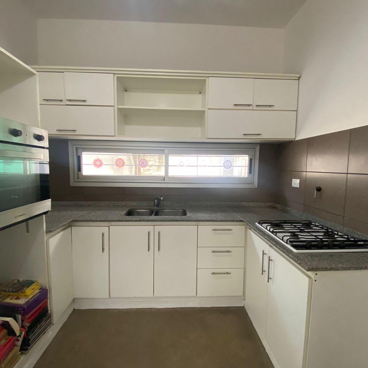Foto de VENTA 3 DORM (NO HOUSING) B° VILLA WARCALDE, imagen 5