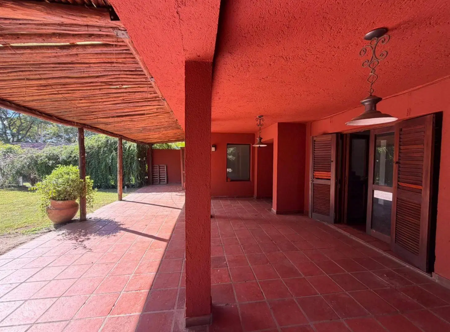 ALQUILER 4 DORM GRAN PARQ Y PILETA B° ARGUELLO 2