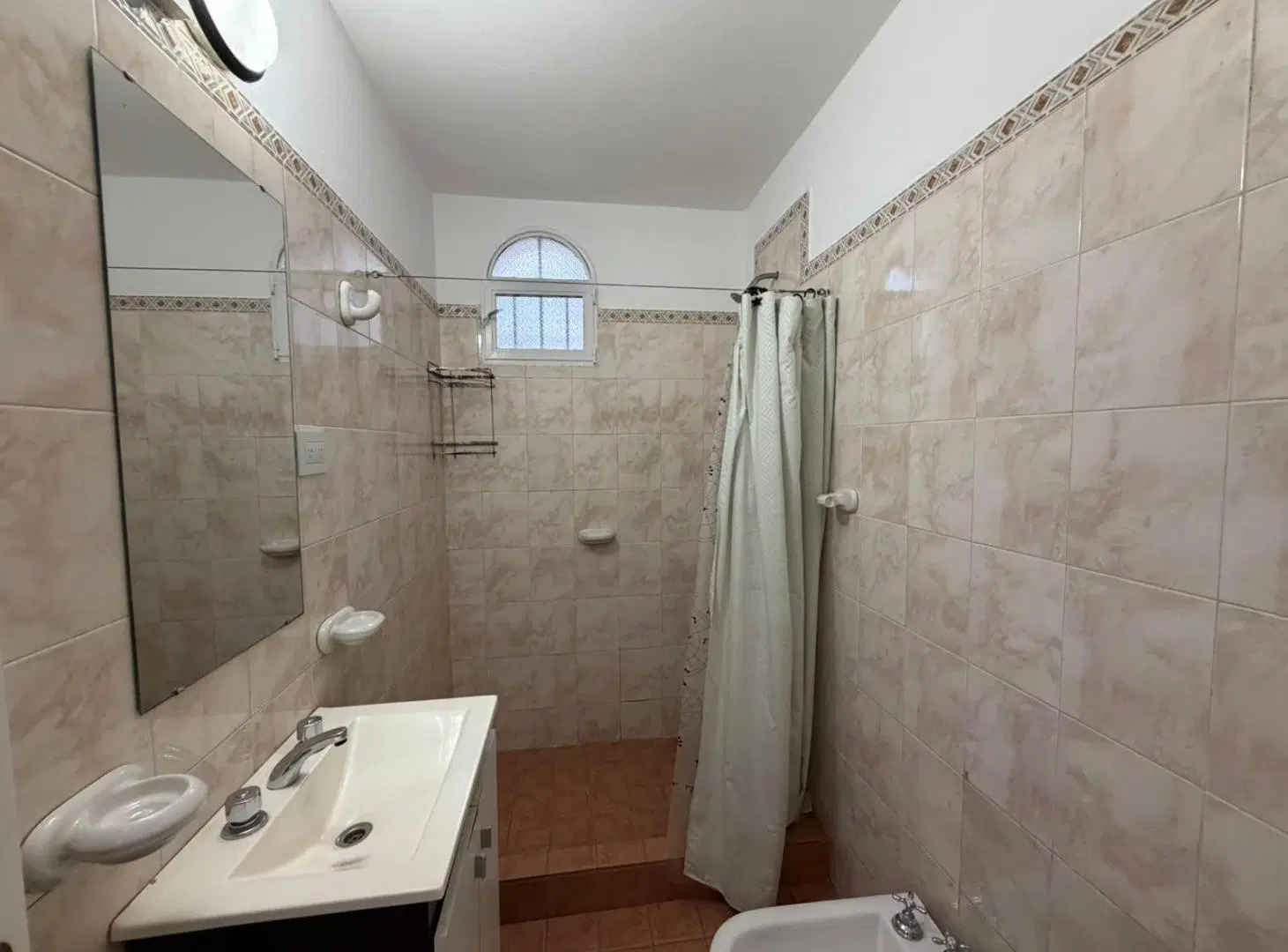 VENTA EN UNA PLANTA 3 DORM Y PILET B° QUINTAS DE ARGUELLO 3