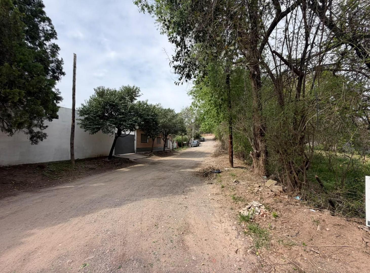 Foto de Oportunidad Terr 750 m² a m Av Rio Janeiro B° Lomas Oeste, imagen 1