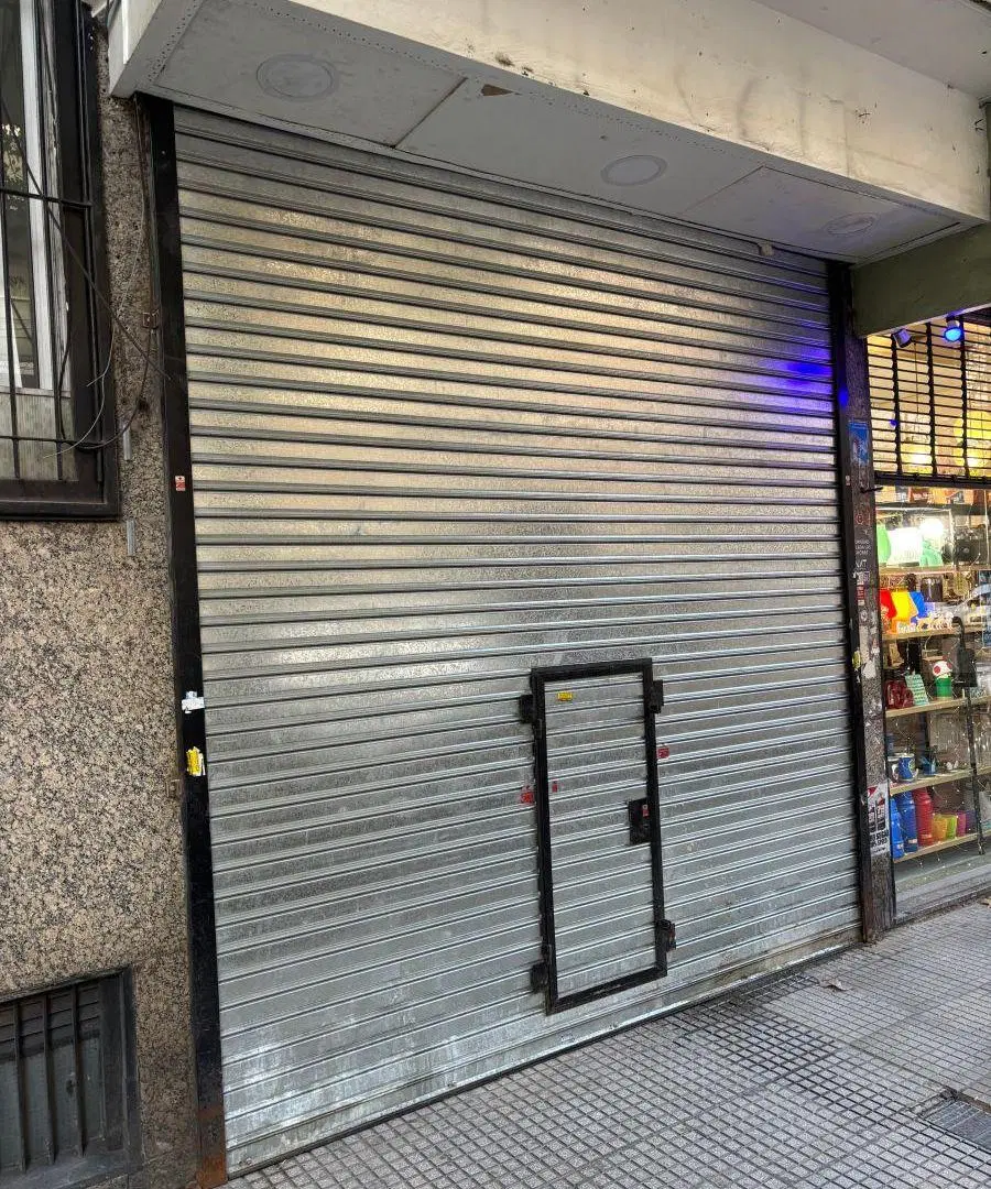 LOCAL A MTS DE AV. SANTA FE 3